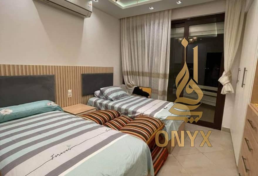 فيلا بـ٥ غرف نوم في مراسي، صورة ٥ من ١٧