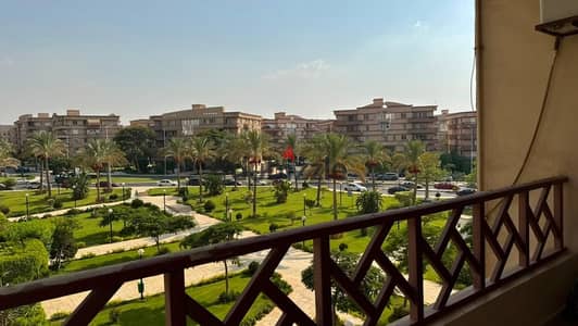 Apartment for sale Phase Five area 196 special finishes