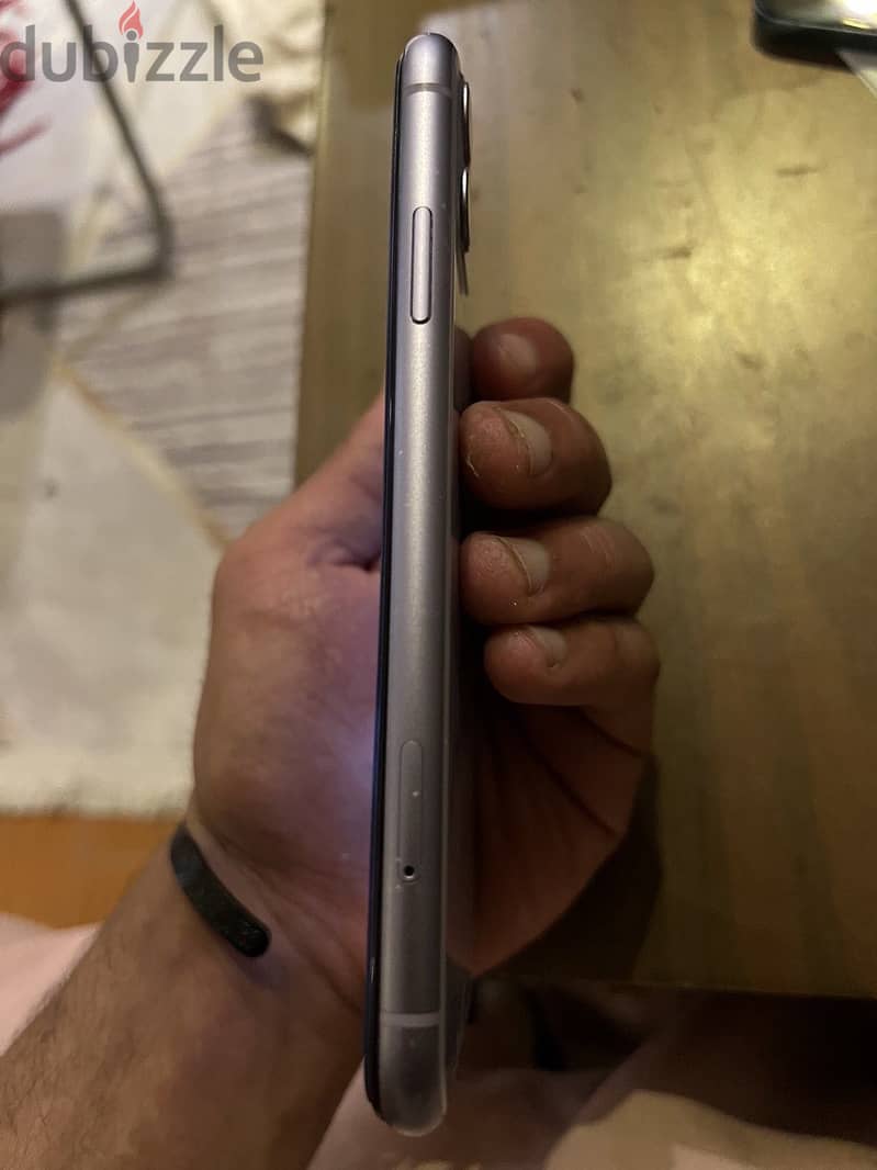 Apple - iPhone 11 2