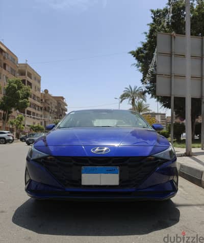 Hyundai Elantra 2022 هيونداي النترا 22 الفئه الثالثه ٦٨ الف كم