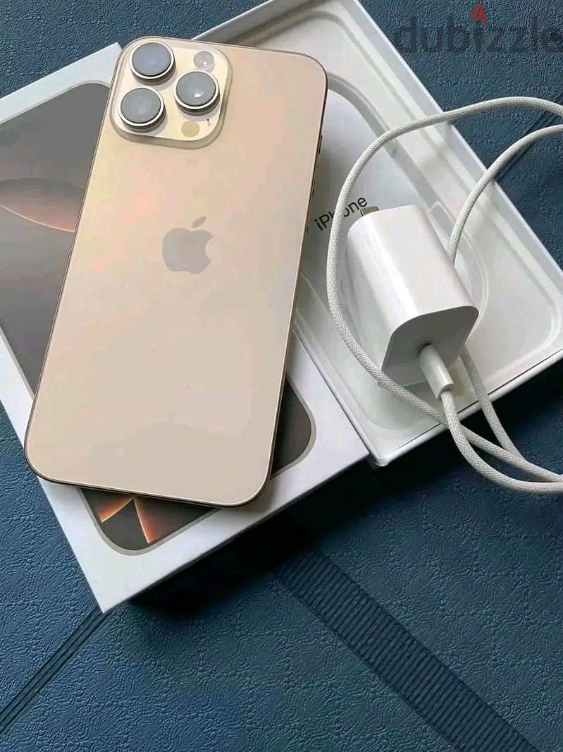 آيفون 3