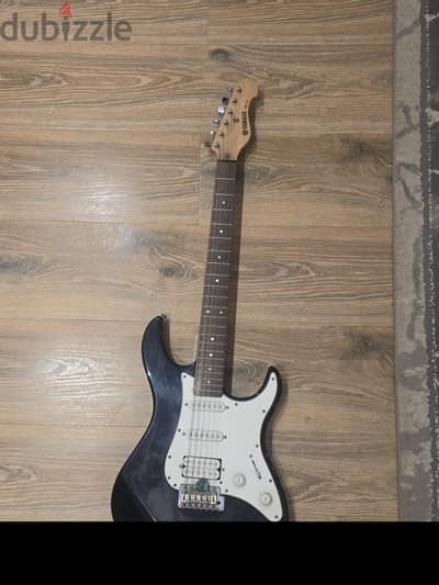 Yamaha EG112 Electric Guitar – جيتار كهربائي ياماها مستعمل