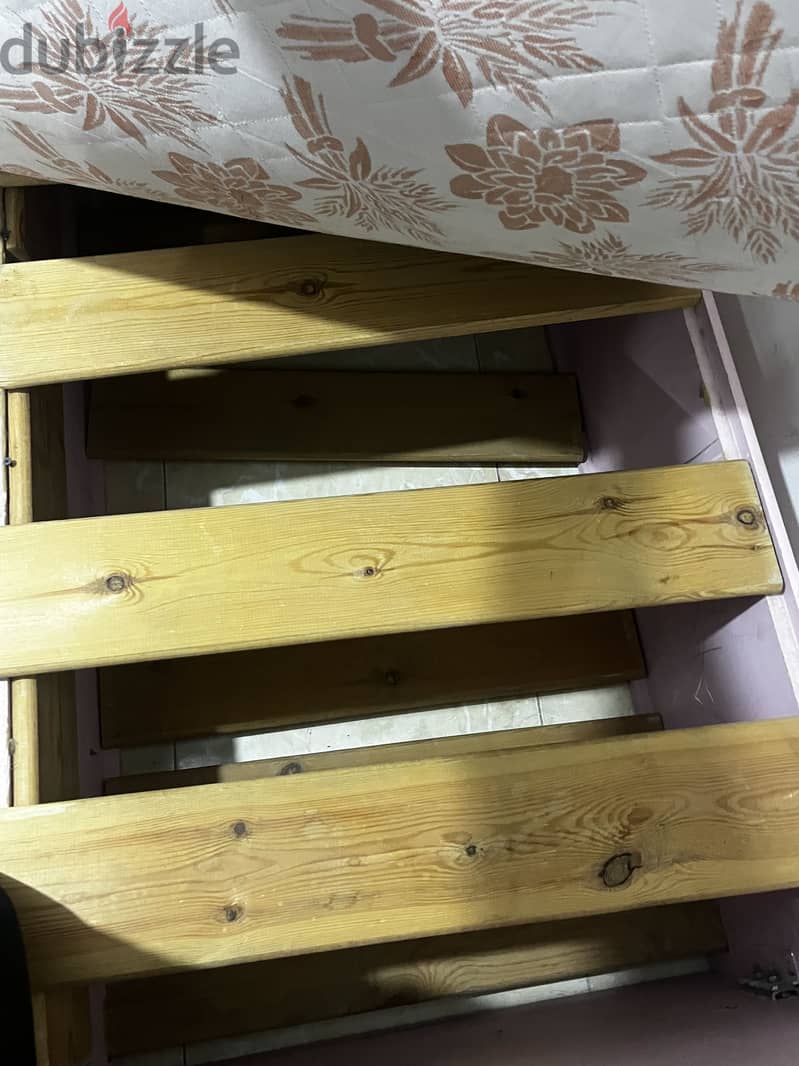 سريرين بسعر لقطة مع مراتب 2