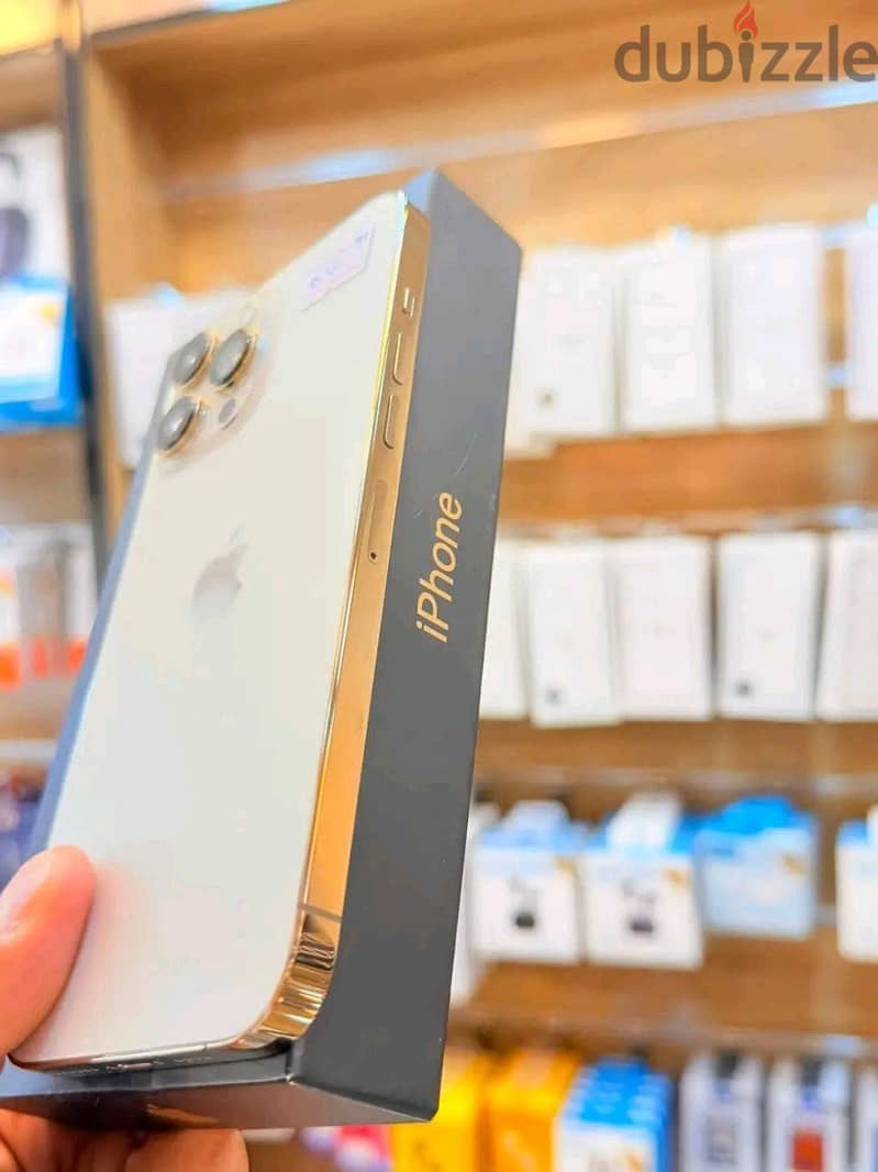 Apple - iPhone 13 Pro Max 3