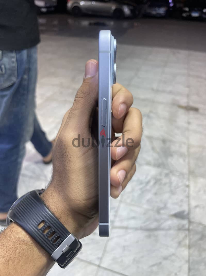 Apple - iPhone 15 3