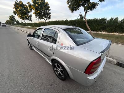 أوبل أسترا 2004