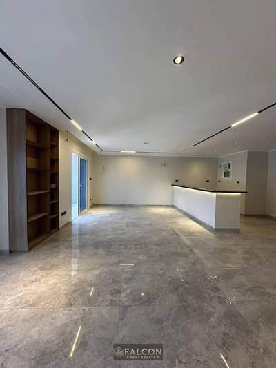 Apartment for sale, sea view, with a 30% discount, immediate delivery, in the most prestigious compound by Il Cazar Stoda, New Cairo, with a stunning
