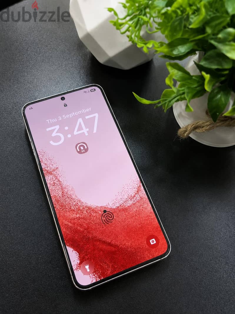 Samsung S22 5G 1