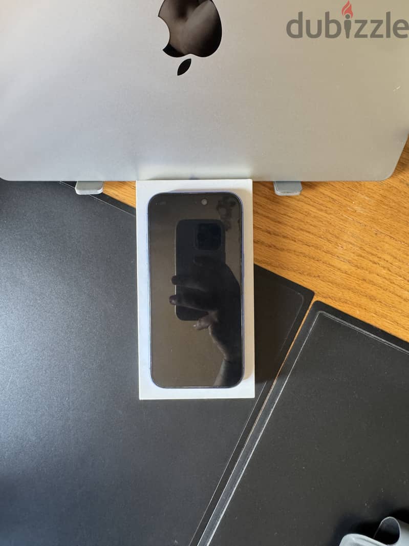 iPhone 16 2