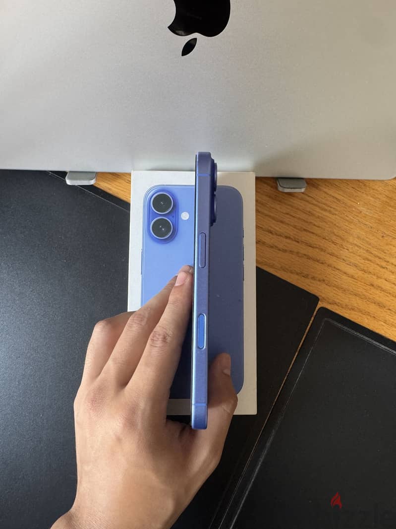 iPhone 16 5
