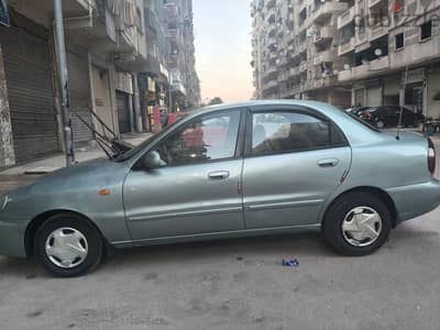 دايو لانوس 2005