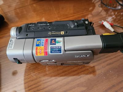 Sony Handycam Vision Hi8 XR – CCD-TRV66E – 360x