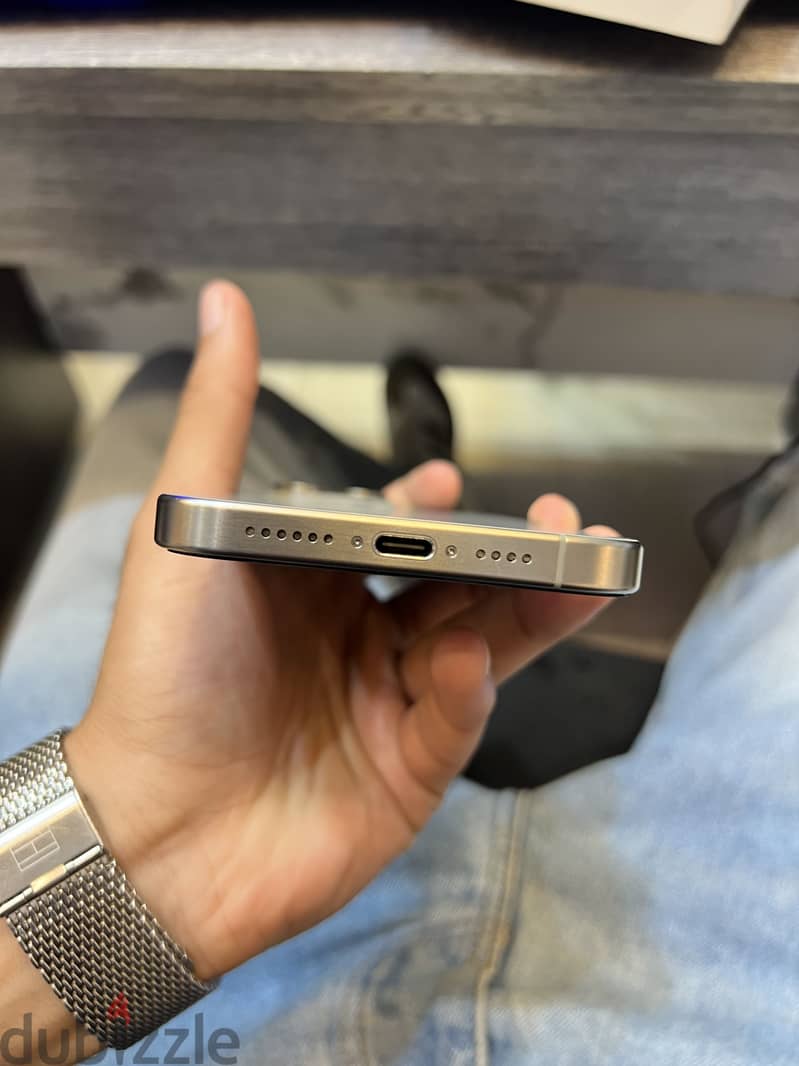Apple - iPhone 15 Pro Max 6