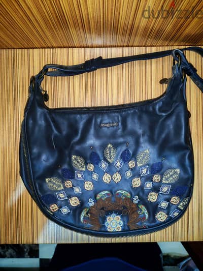شنطة كبّاس/كروس ماركة Desigual