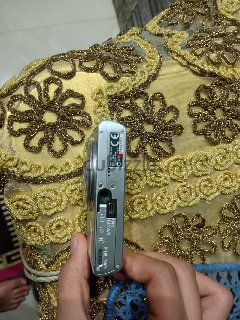 sony cyber shot  dsc w730 2