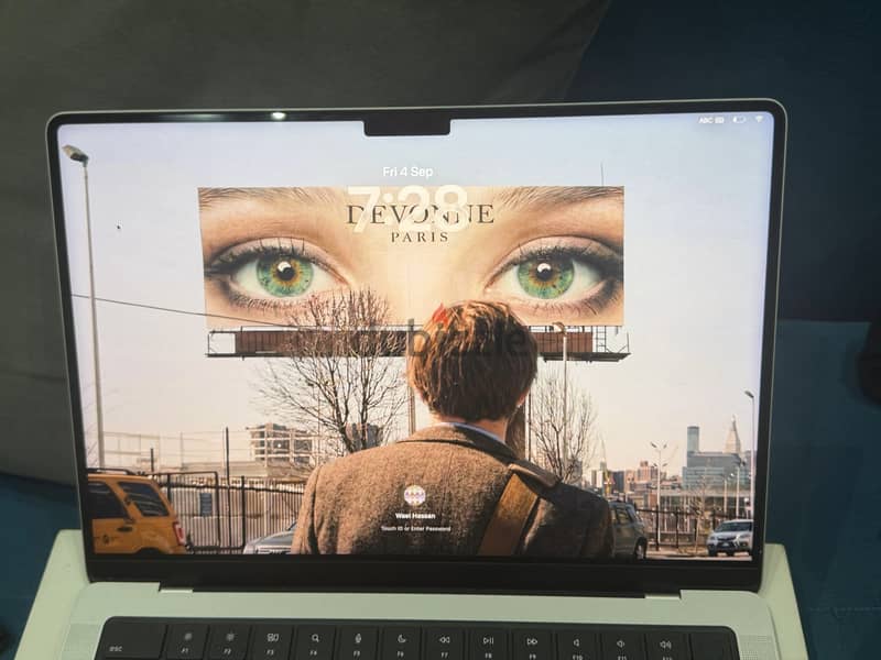 MacBook Pro 14-inch 4