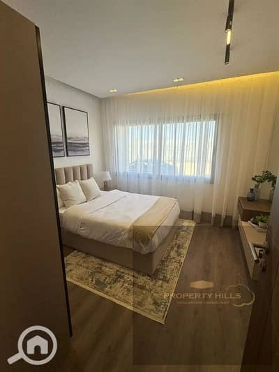 شقة للبيع في Village West، الشيخ زايد | متشطبة بالتكييفات | جاهزة للاستلام