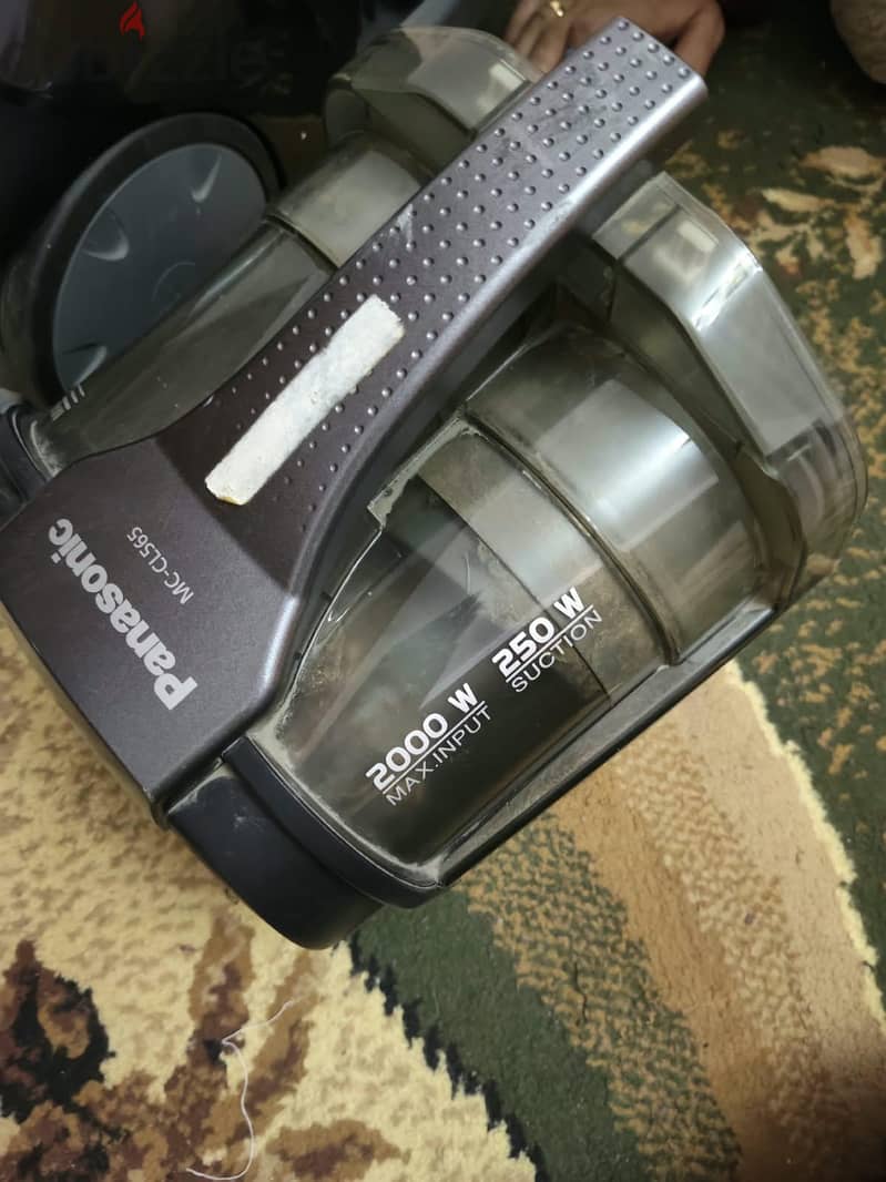 Panasonic Mega Cyclone MC-CL565 2