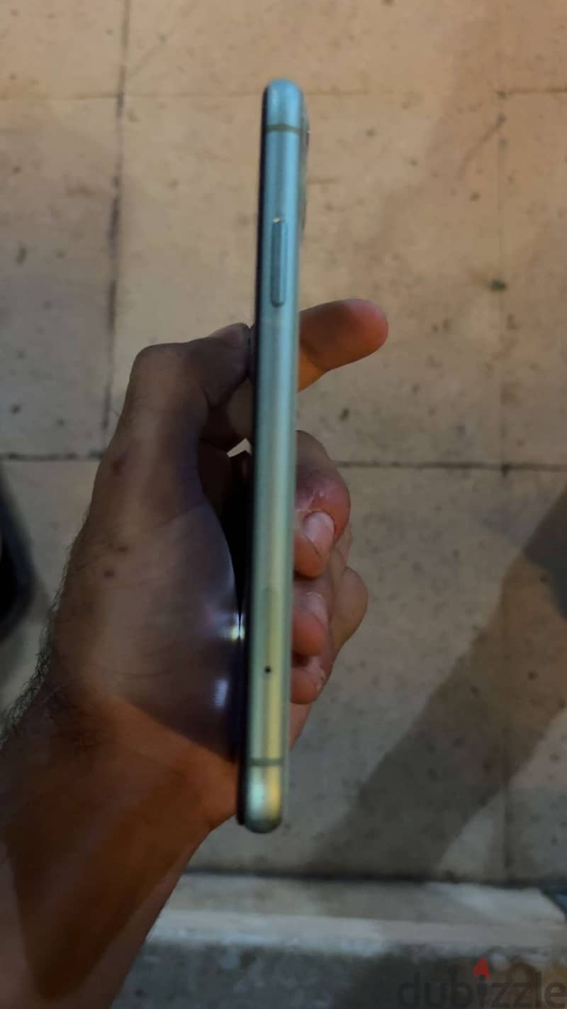 Apple - iPhone 11 1