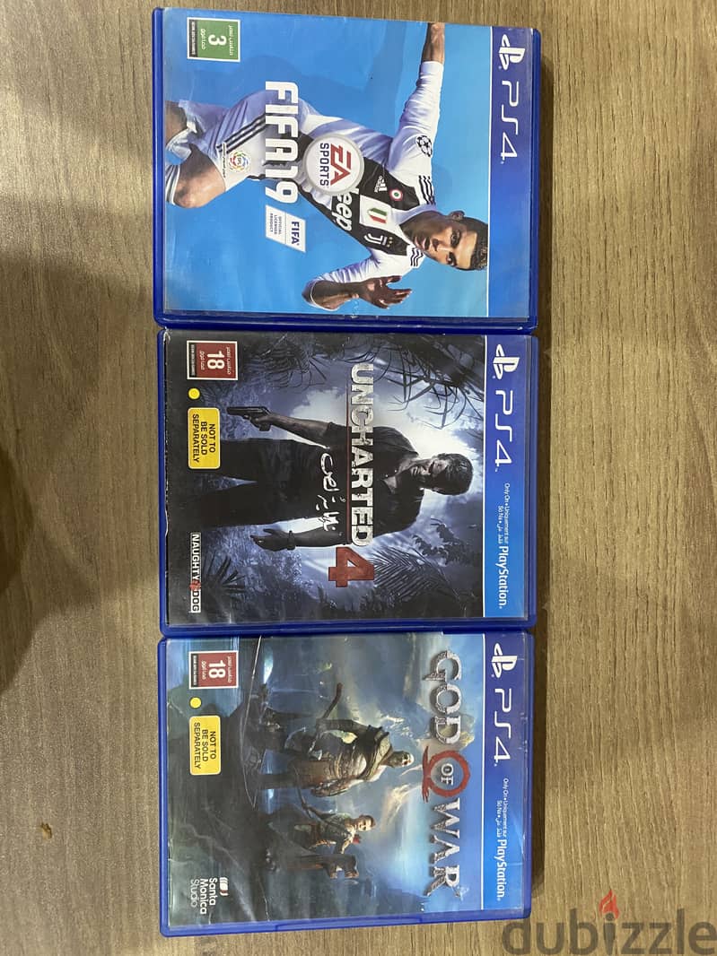 Playstation 4 slim 1