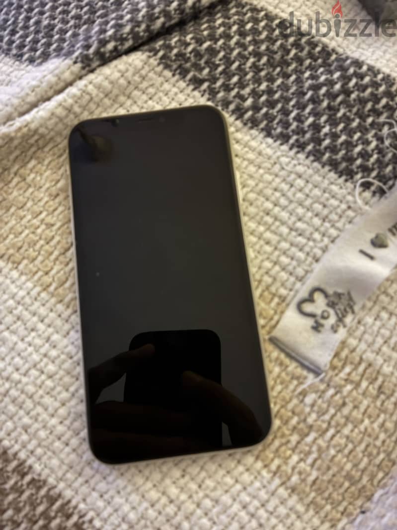 Apple - iPhone 11 1