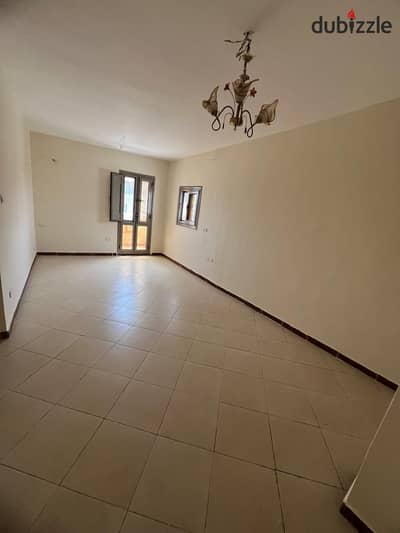 Law 175 in Sporting 3 rooms and a reception 3 Tahib Street, Floor 3