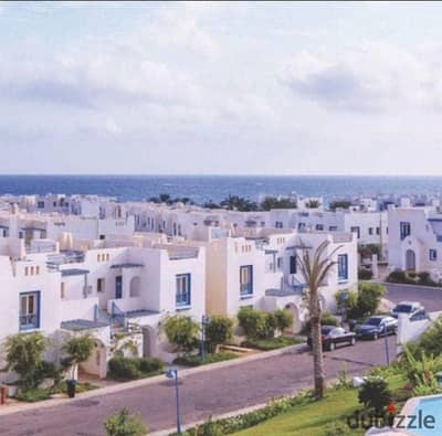 بنتهاوس كورنر للبيع في EVIA ماونتن فيو رأس الحكمة | 92م + 55م روف | 2 نو