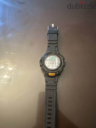 ساعه casio  ( pro Trek)