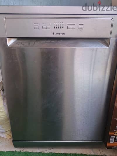 Ariston dish washer 13 person - غساله اطباق اريستون