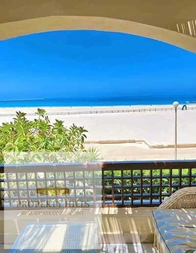 Hotel apartment for sale in Marina fully finished (with furniture - air conditioning - appliances) first row by the sea with a view of the yacht marina at the lowest price in the market and a special discount for cash