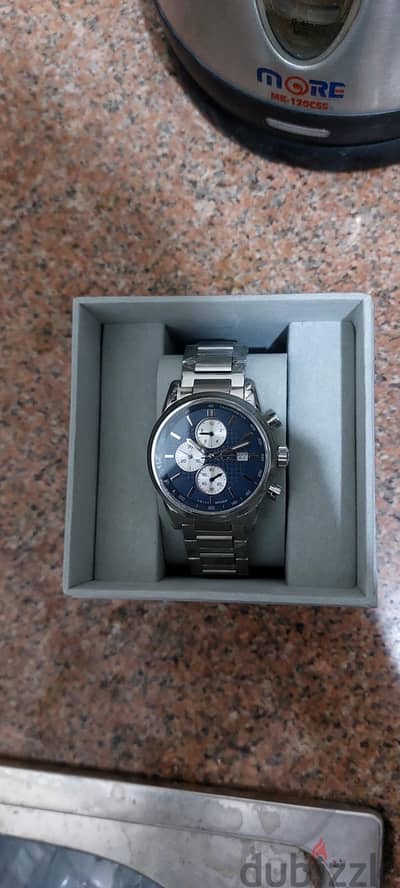 ساعه GUESS اورجينال جديده