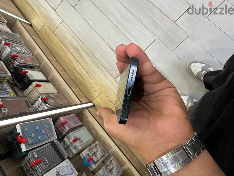 Apple - iPhone 13 1