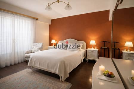 Available furnished apartment for a year in Masdaq