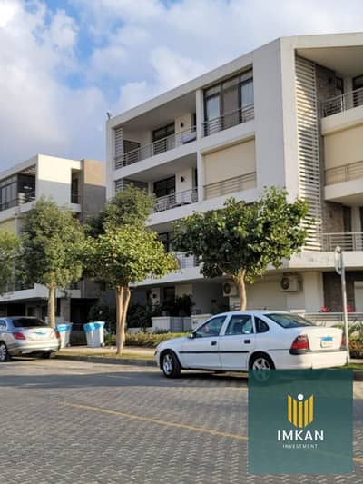 بمقدم 550الف شقة للبيع فى كمبوند تاج سيتي فيو على لاند سكيب - Taj city new cairo التجمع الأول و 5 دقايق من التجمع الخامس