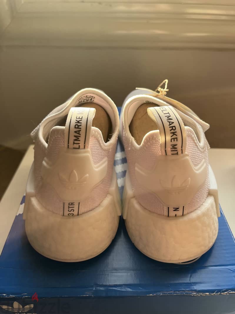 Adidas NMD 6