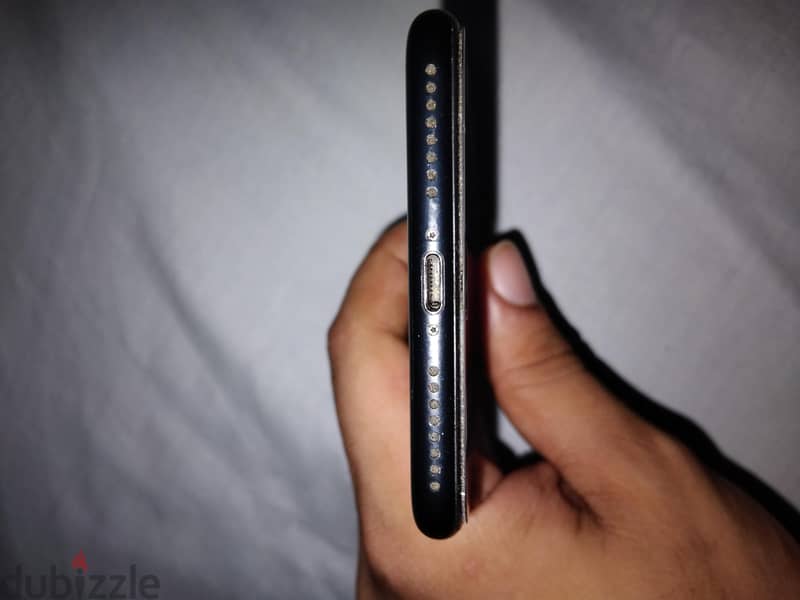 آبل - آيفون 7 بلس 4