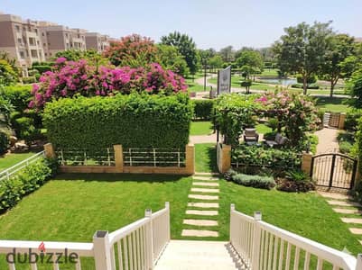شقة ارضي بجاردن امام الــ CLUBHOUSE في كمبوند يربط بين مدينة المستقبل و القاهرة الجديدة بجانب بريفادو مدينتي ودقائق من التجمع الخامس و ماونتن فيو