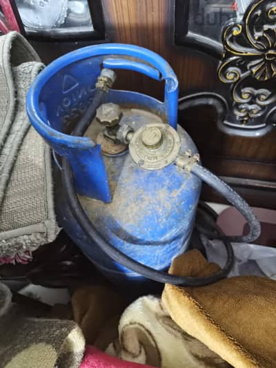 انبوبه بالخرطوم والمنظم