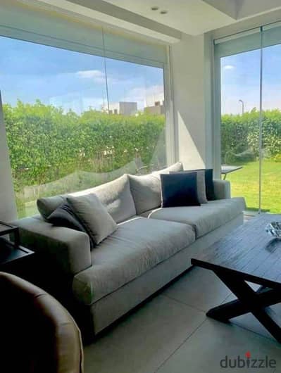 A ready-to-view apartment at a price lower than the market price in Al Burouj compound in Al Shorouk, in front of the International Medical Center with a large garden