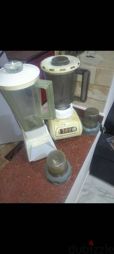 خلاط بسعر لقطه ب٢٥٠جنيه بميامى محتاج تصليح