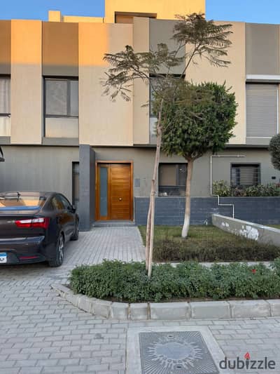 Villa for sale at the old price in a prime location with easy installment plans, and available for viewing