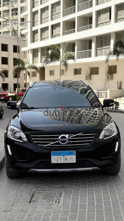 Volvo XC60 2017 فولفو إكس سي 60 فتحة سقف بانوراما