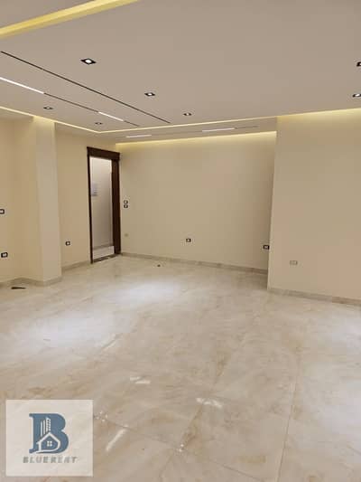 A distinctive rooftop apartment for rent in Fifth Settlement, South Lotus