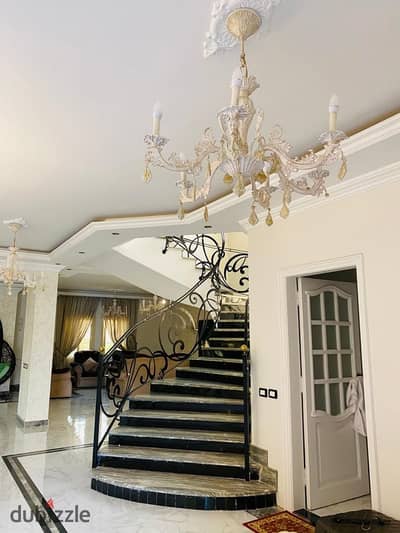 Luxury Palace with furniture in Sheikh Zayed October