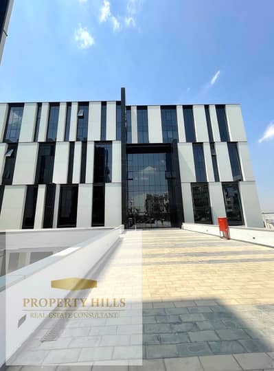 Receive your clinic now with Hyde Park and pay the amount in 8 years
