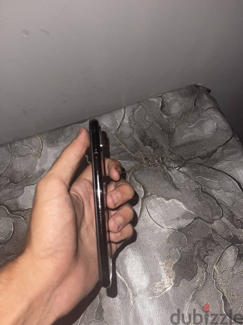 Apple - iPhone X 1