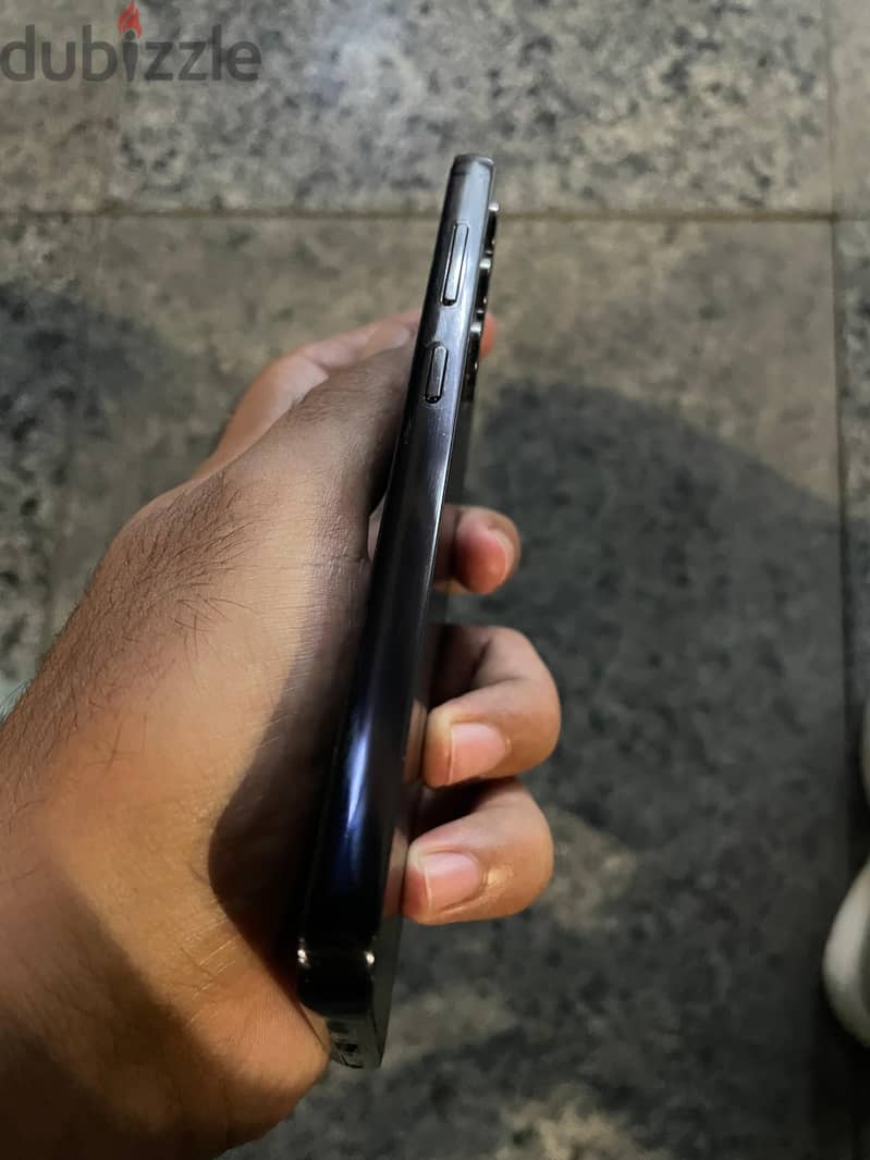 Samsung S23 2
