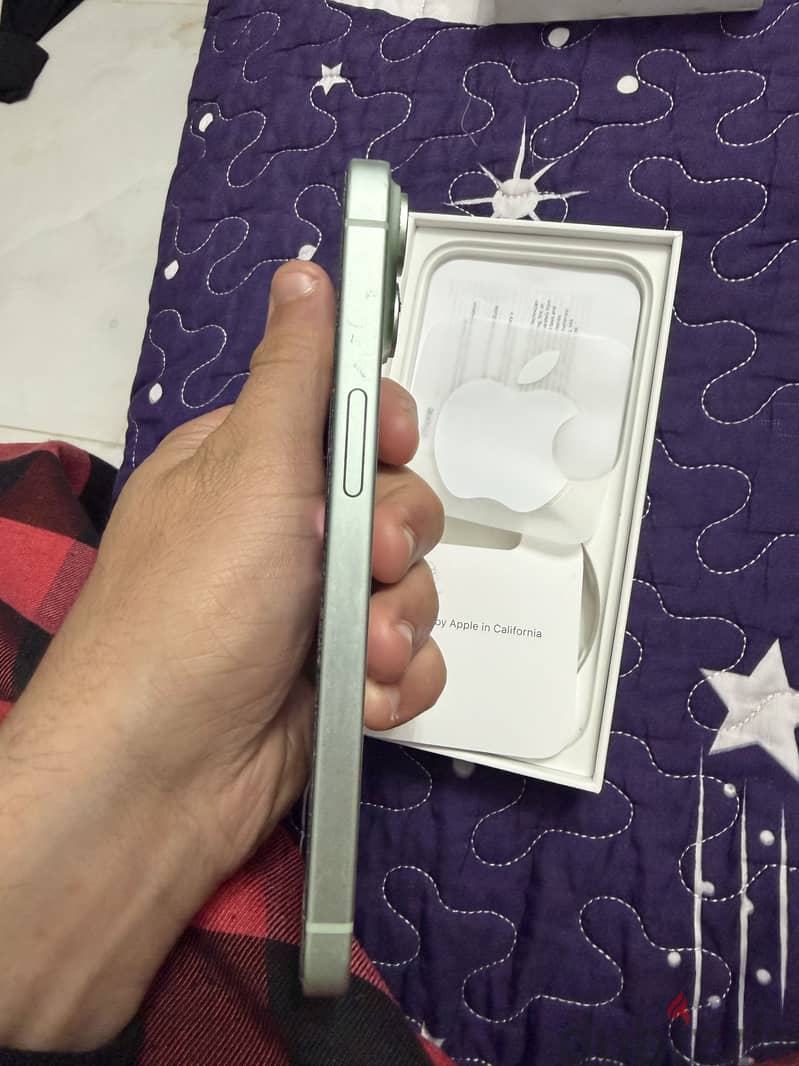 Apple - iPhone 15 2