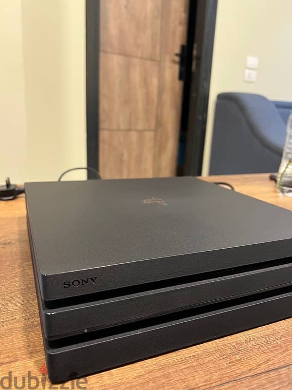 PlayStation 4 pro / Ps4 pro 1
