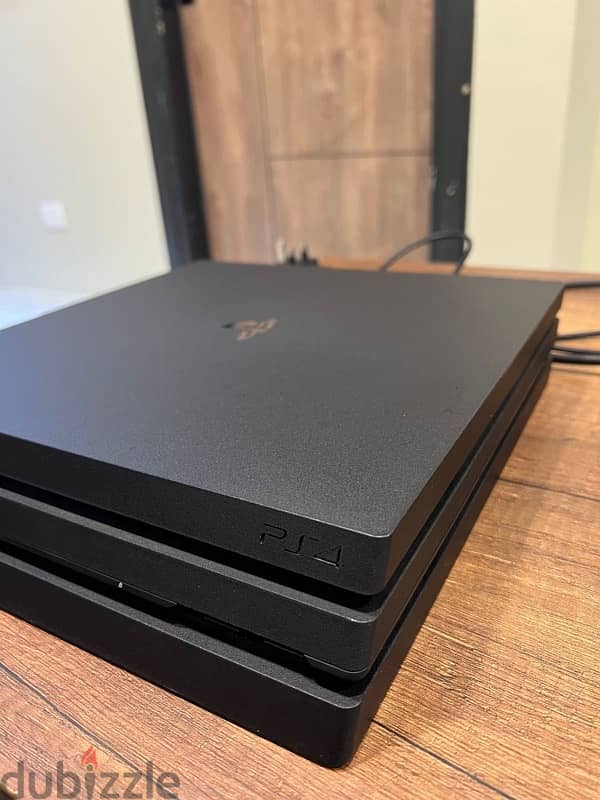 PlayStation 4 pro / Ps4 pro 2